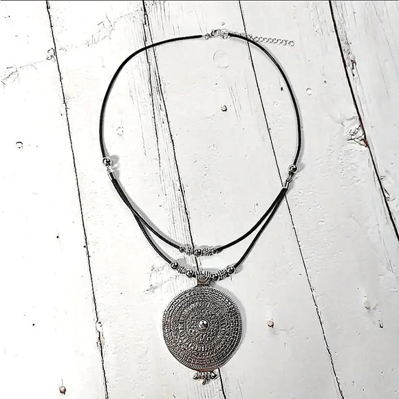 Boho Silver Tribal Choker Necklace - Picture 4 of 4